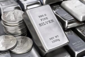 Argent : une chute brutale de 16 % qui efface le rebond de la semaine